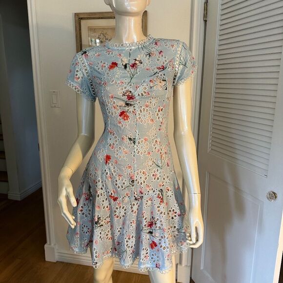 SYDNEY BRODERIE SHORT SLEEVE DRESS NWT - Picture 13 of 14